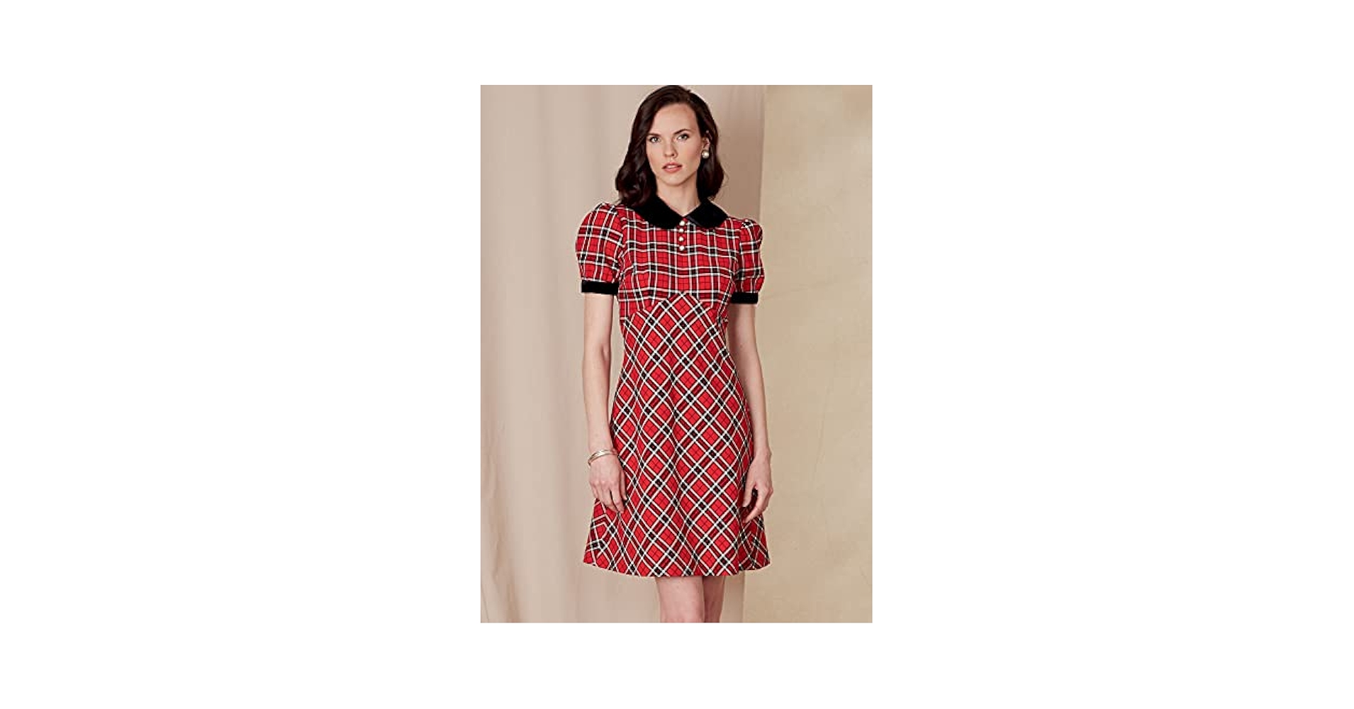 Amazon.com: Vogue Misses' Empire Waist Dress Sewing Pattern